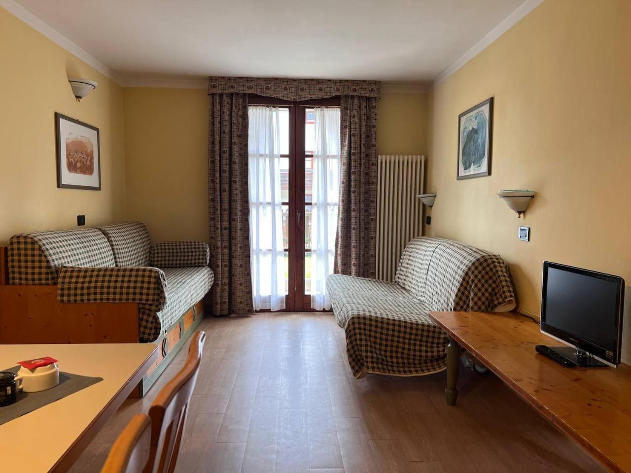 Nevesole Folgarida Resort Aparthotel Extérieur photo