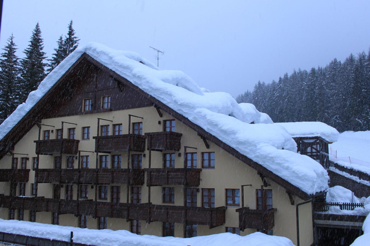 Nevesole Folgarida Resort Aparthotel Extérieur photo